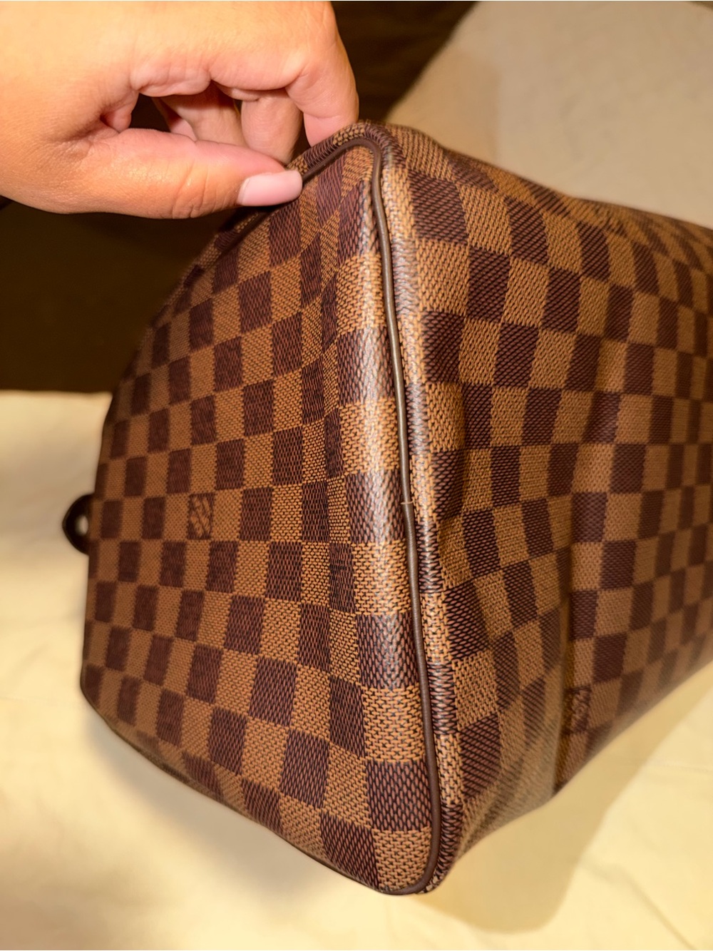Louis Vuitton Speedy 35 Damier Ebene with Red Interior - Picture 7 of 11